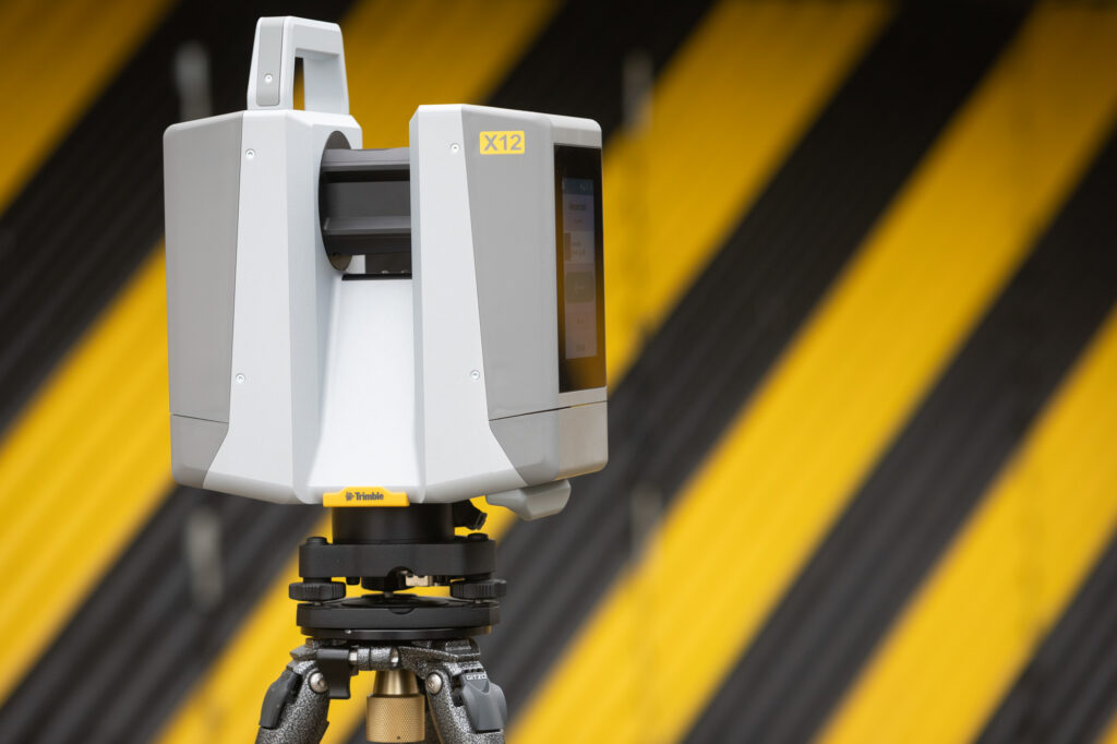 Trimble X12 2